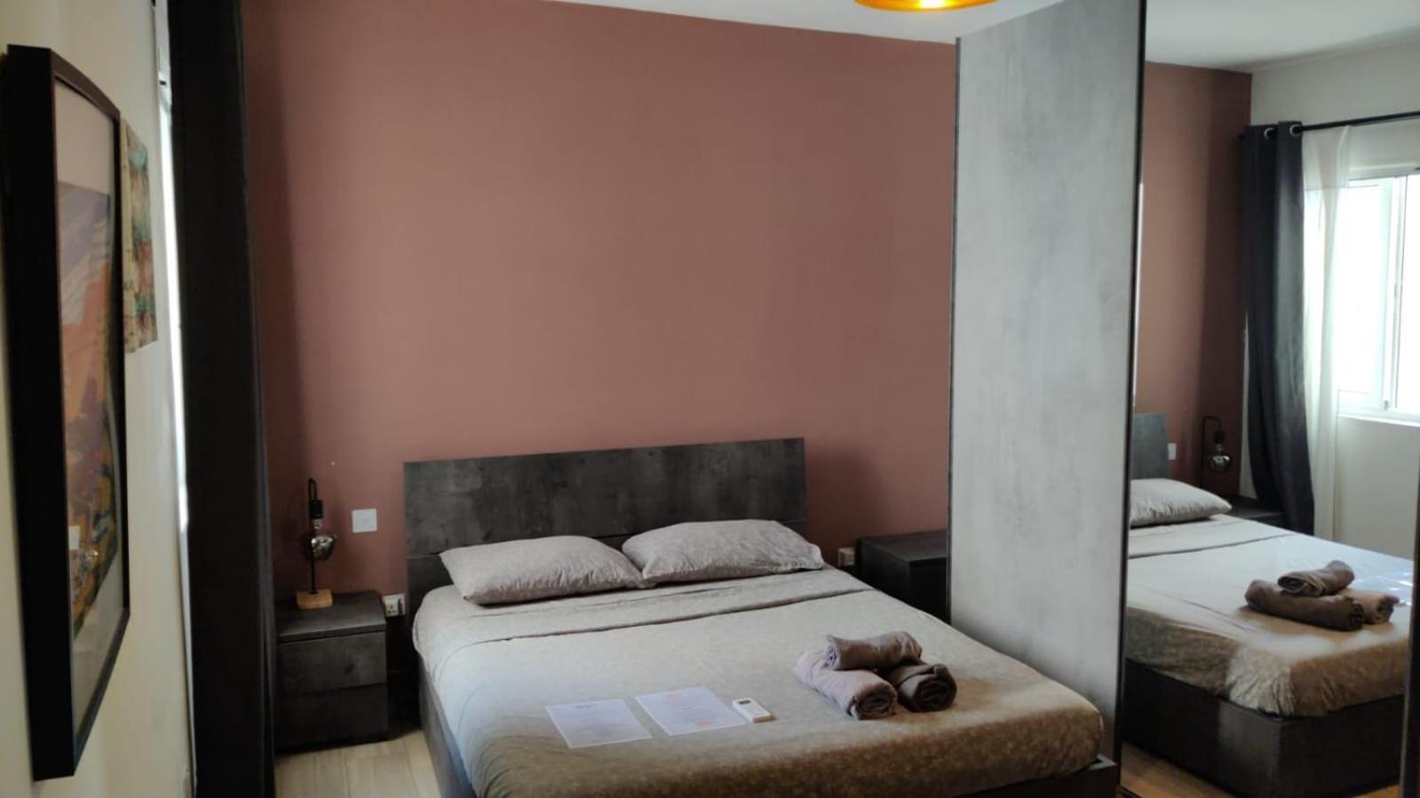 Airport Accommodation Bedroom With Your Own Private Bathroom Self Check In And Self Check Out Air-Condition Included Mqabba Buitenkant foto